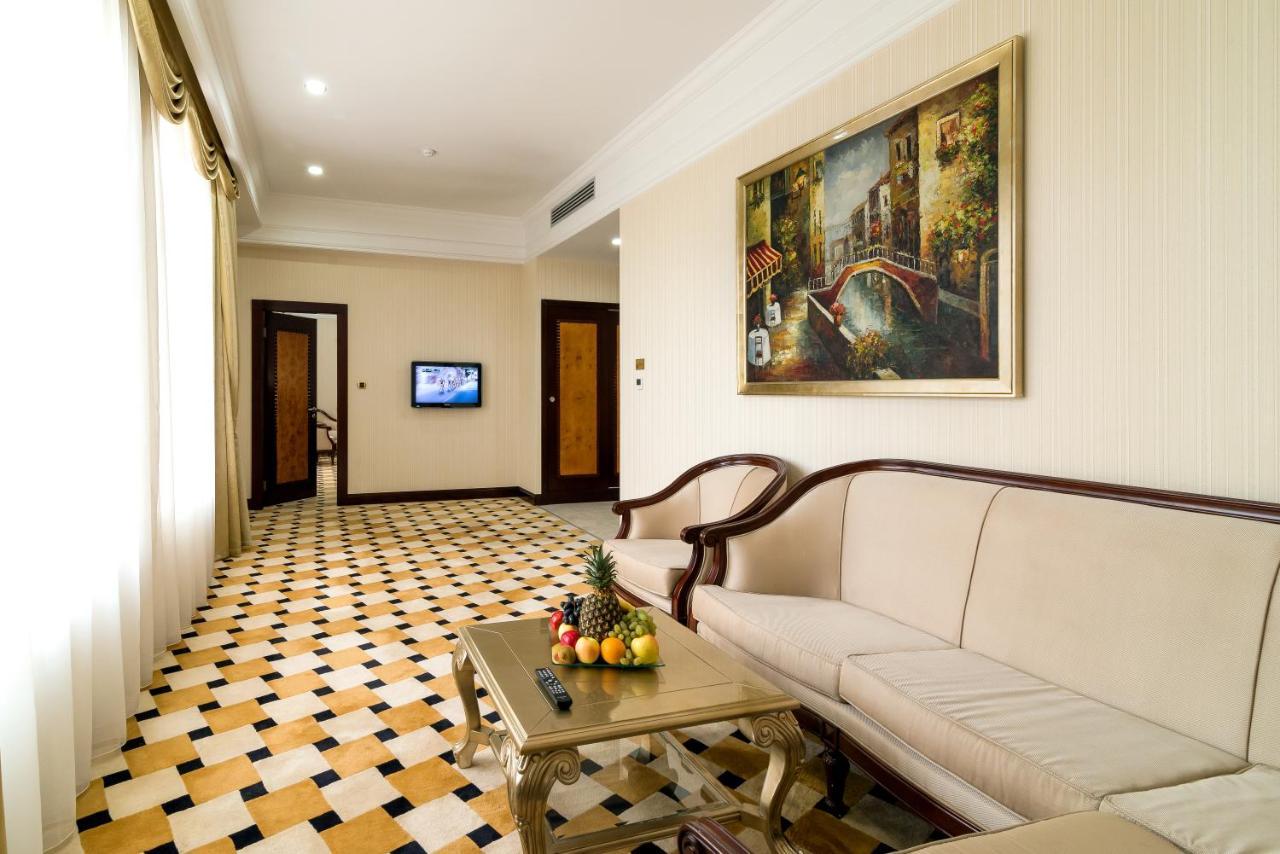 Royal Tulip 5* Almatı