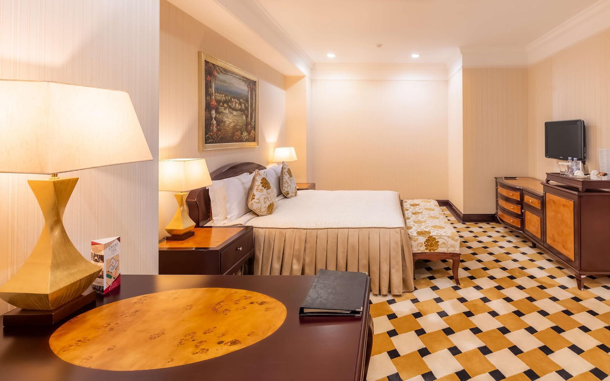 Royal Tulip 5*