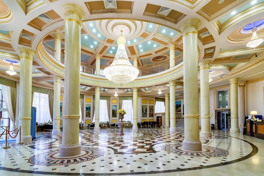 Royal Tulip Hotel